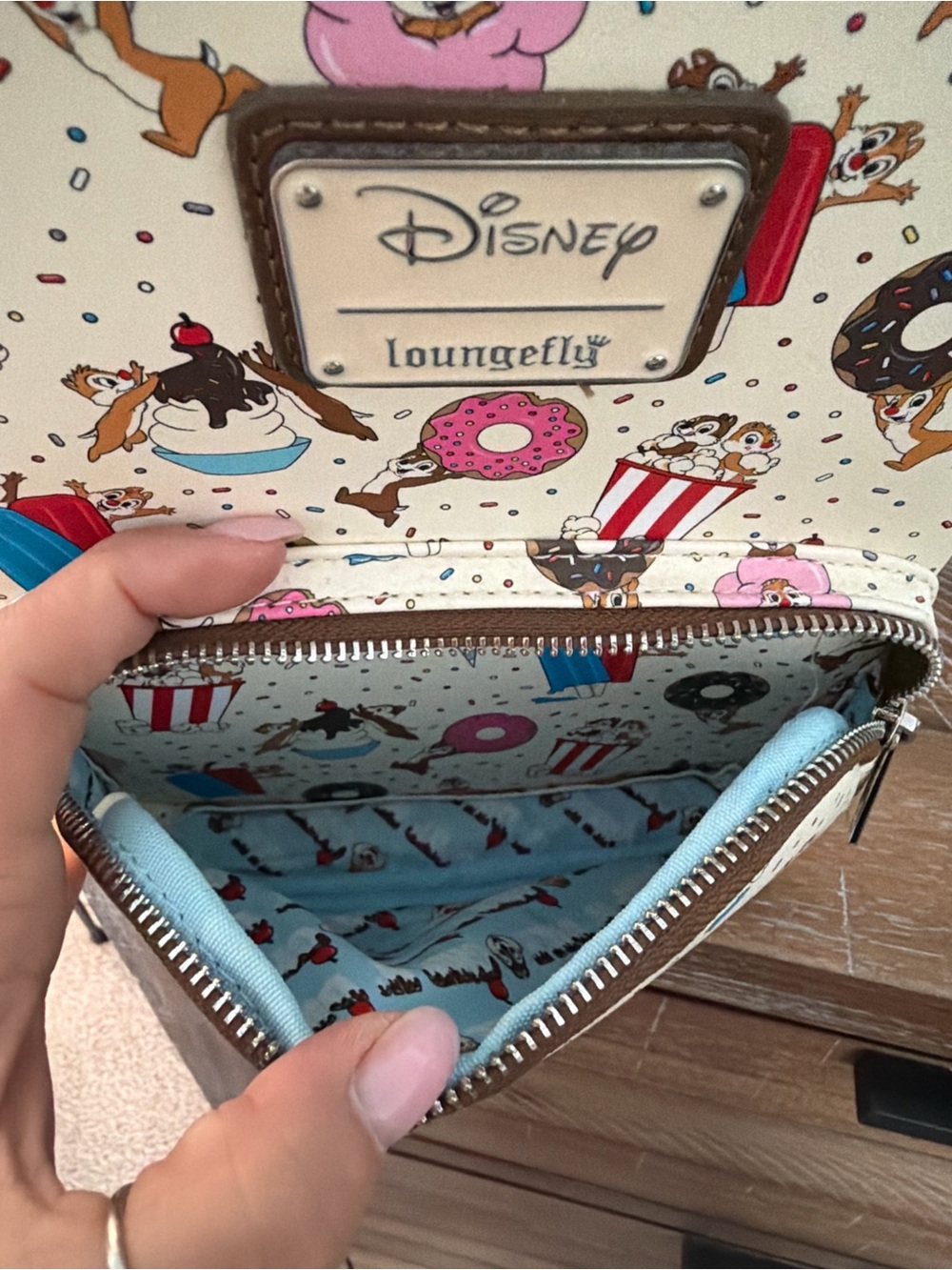 Disney Loungefly Chip & Dale Snacks Mini Backpack - Picture 4 of 4
